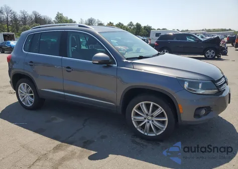 2015 Volkswagen Tiguan S z USA, uszkodzony, nr VIN WVGBV7AX5FW603056